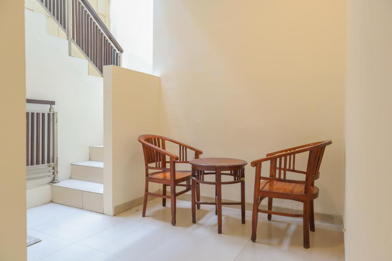Oyo 2768 Oq Residence Jakarta Exterior foto