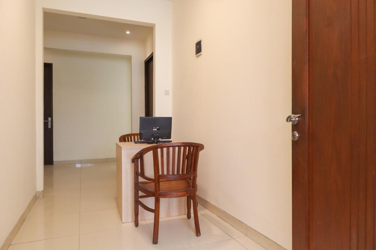Oyo 2768 Oq Residence Jakarta Exterior foto