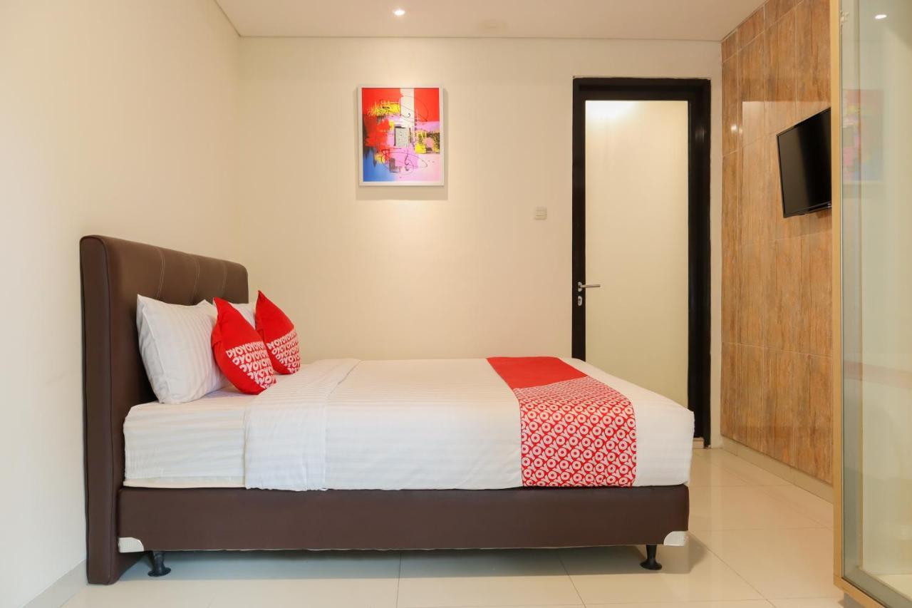 Oyo 2768 Oq Residence Jakarta Exterior foto
